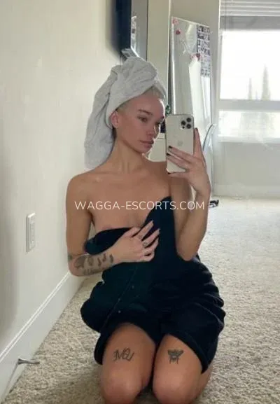 Wagga escorts Charlotte — 1