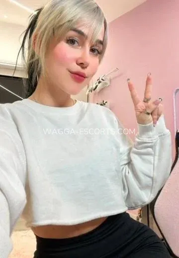 Wagga escorts Hannah — 9