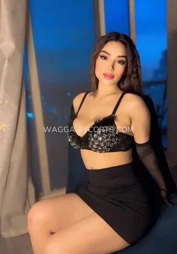 Wagga escorts Caroline — 4