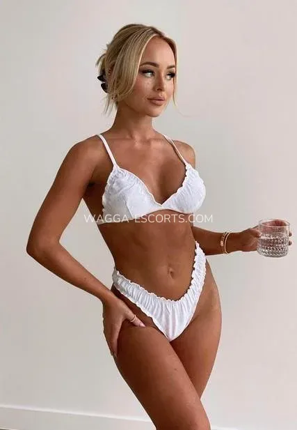 Wagga escorts Nevaeh — 4