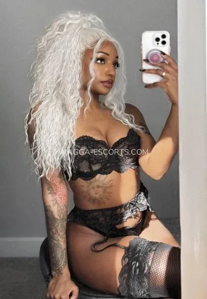 Wagga escorts Clara — 4