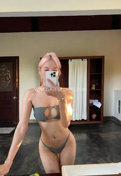 Wagga escorts Hannah — 1