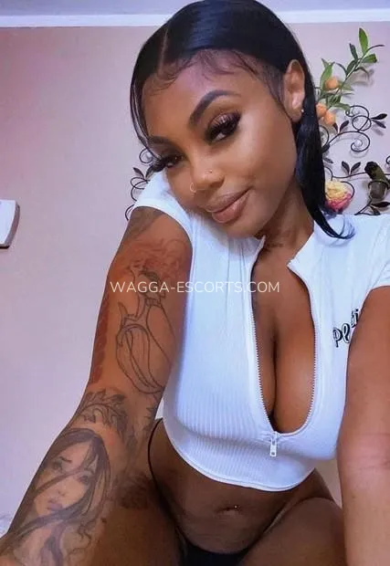 Wagga escorts Ciara