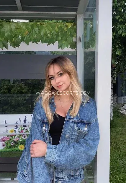 Wagga escorts Lindsey — 3