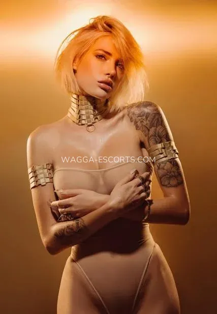 Wagga escorts Lucy — 5