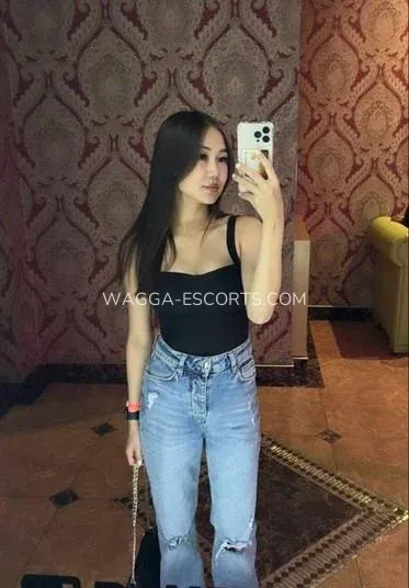 Wagga escorts Louise — 4