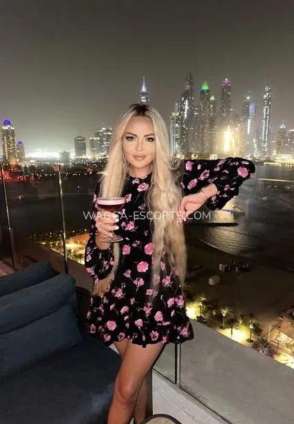 Wagga escorts Elise — 6