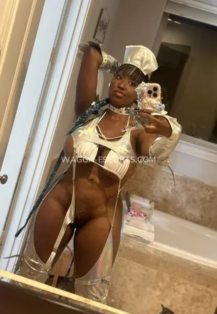 Wagga escorts Monica — 8