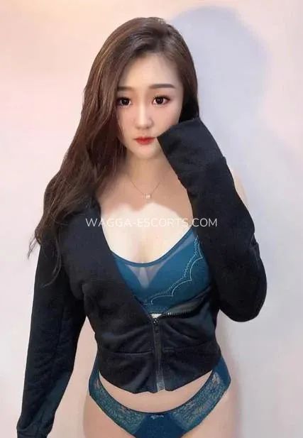 Wagga escorts Lindsay — 4